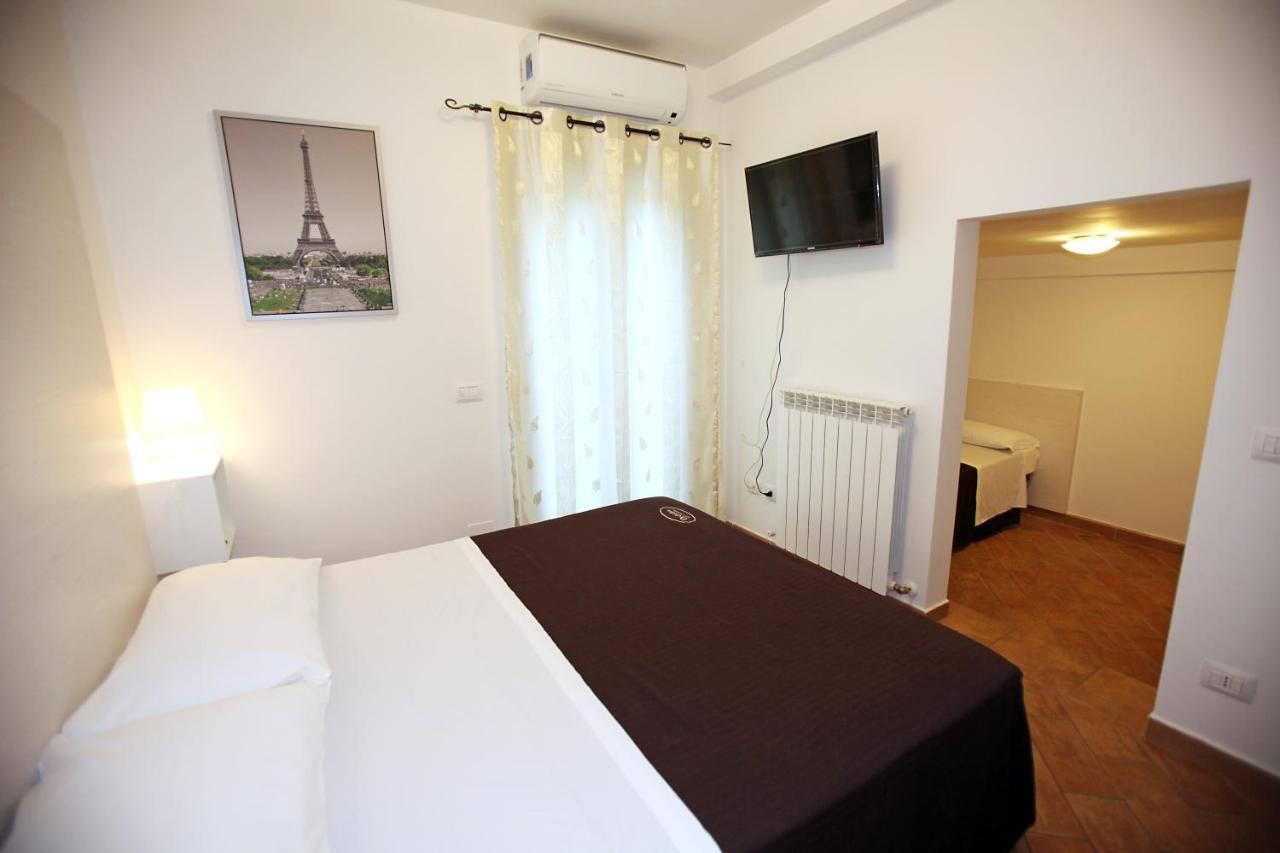 Orchidea Rooms & Suites Чивитанова Марке Екстериор снимка