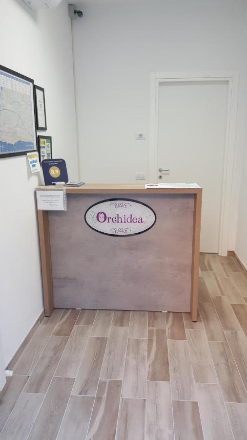 Orchidea Rooms & Suites Чивитанова Марке Екстериор снимка