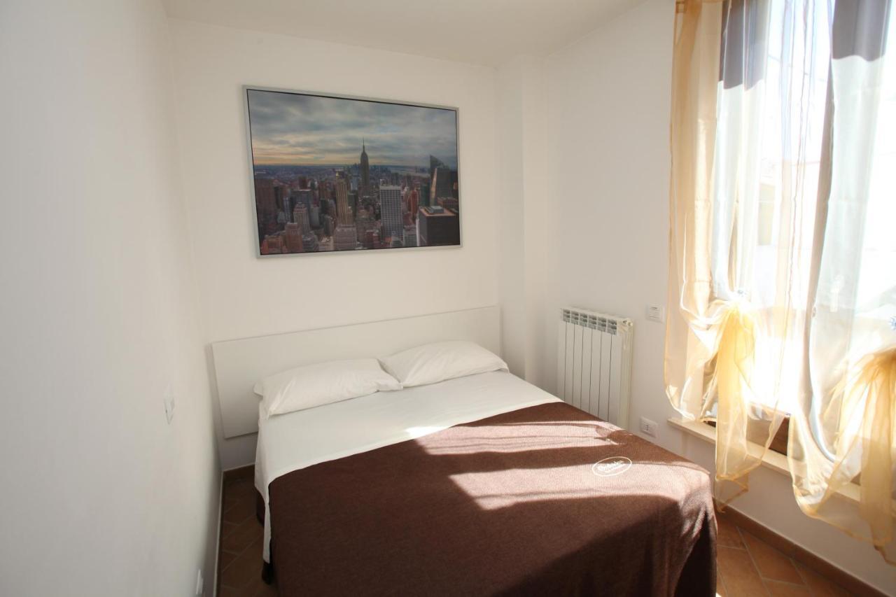 Orchidea Rooms & Suites Чивитанова Марке Екстериор снимка