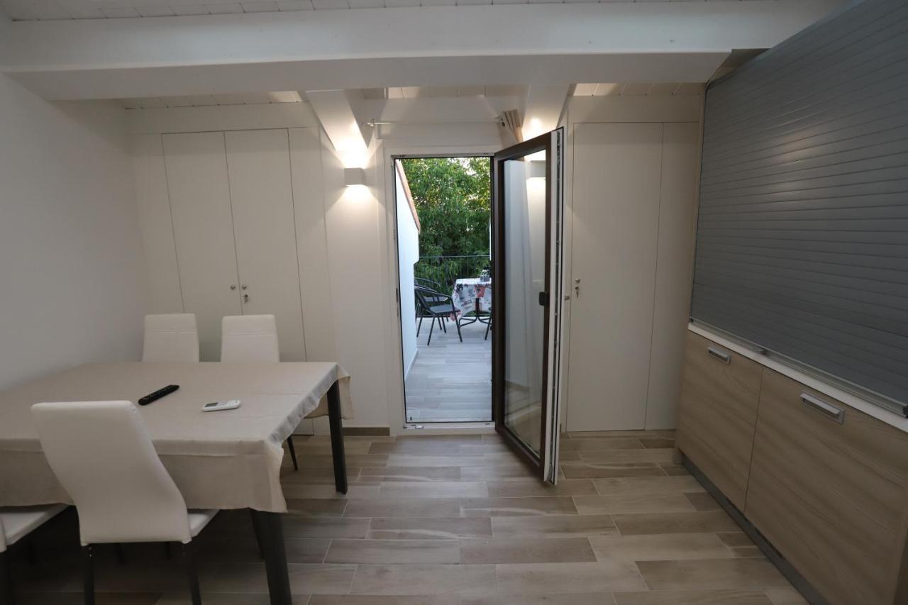 Orchidea Rooms & Suites Чивитанова Марке Екстериор снимка